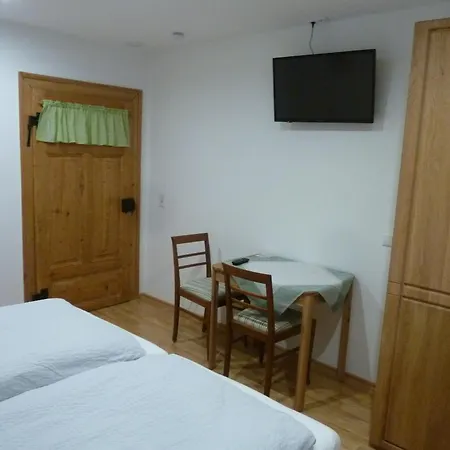 Apartament Gome *